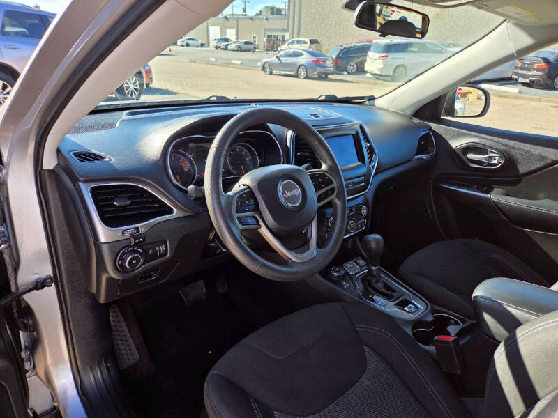 2019 Jeep Cherokee Latitude