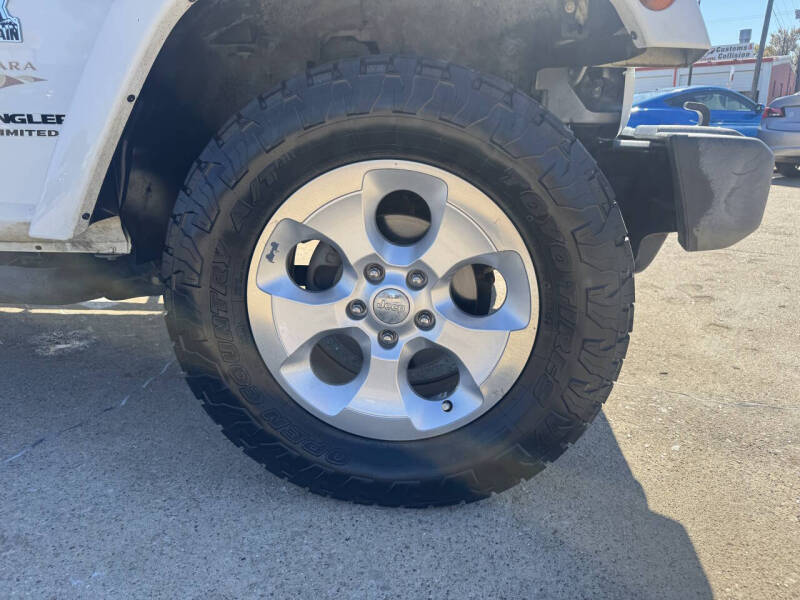 2015 Jeep Wrangler Unlimited Sahara