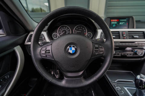 2018 BMW 3 Series 320i xDrive