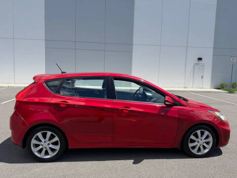 2013 Hyundai Accent SE