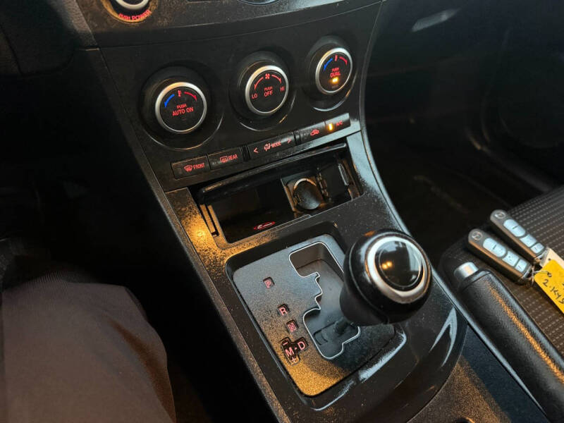 2013 Mazda MAZDA3 i Touring