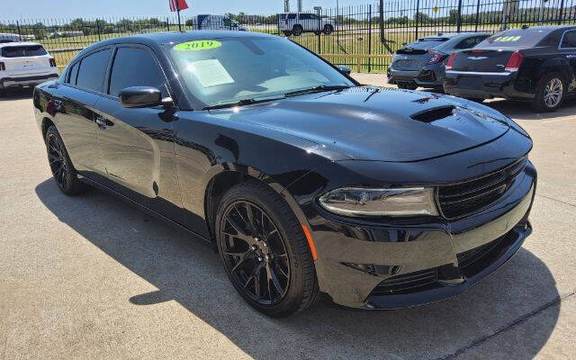 2019 Dodge Charger SXT