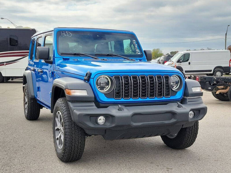 2024 Jeep Wrangler for sale at Breeden Pre-Owned in Van Buren AR