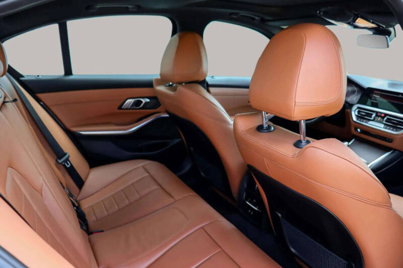 2021 BMW 3 Series 330i