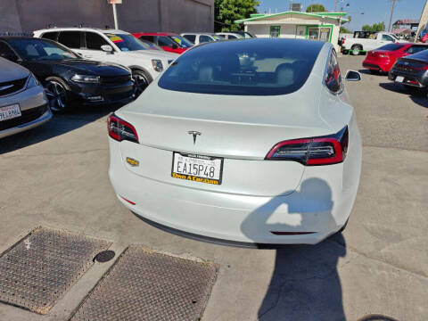 2020 Tesla Model 3 Standard Range