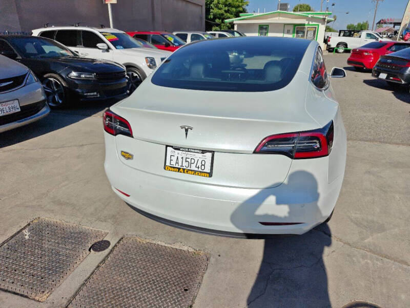 2020 Tesla Model 3 Standard Range