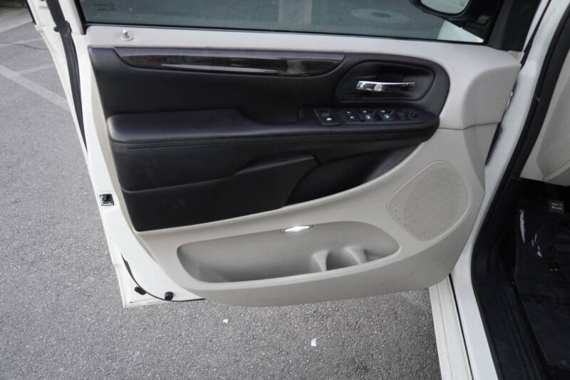 2013 Dodge Grand Caravan SXT