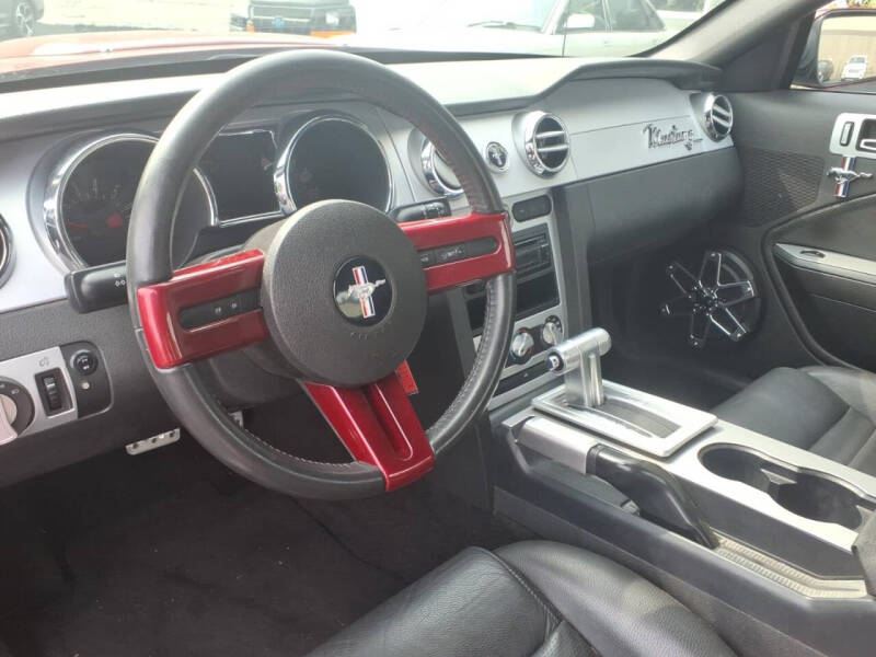 2006 Ford Mustang V6 Standard
