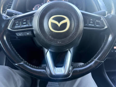2017 Mazda MAZDA3 Touring