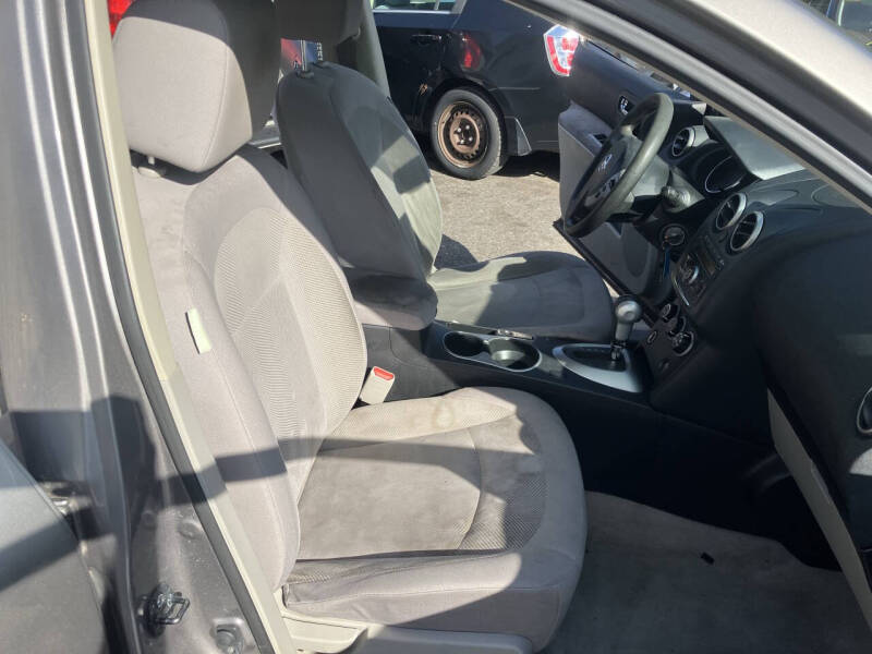 2012 Nissan Rogue S