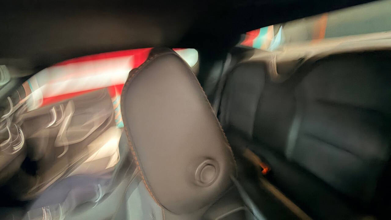 2017 Chevrolet Camaro 43