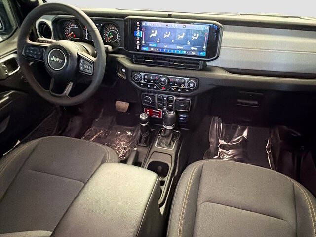 2024 Jeep Gladiator Willys