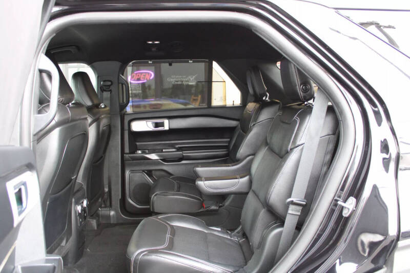 2020 Ford Explorer ST