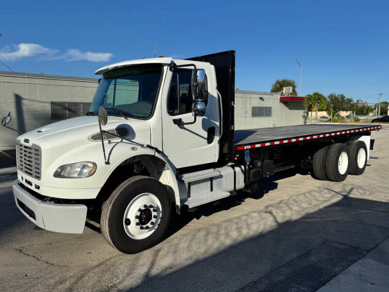2017 Freightliner M2 106