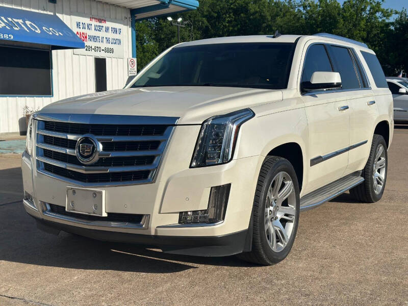 2015 Cadillac Escalade Luxury's photo