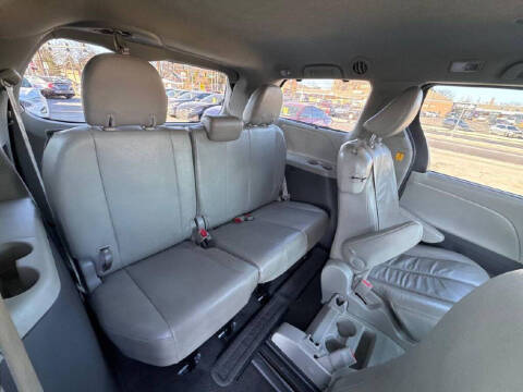 2011 Toyota Sienna