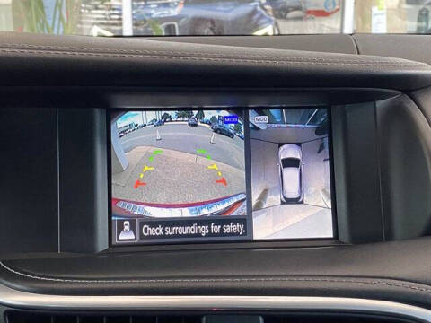 2019 Infiniti QX30 Essential