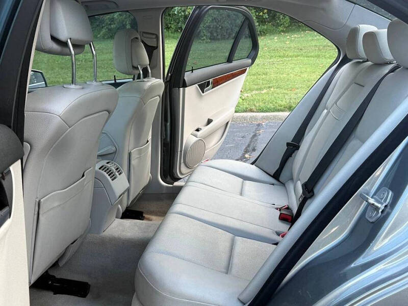 2010 Mercedes-Benz C-Class