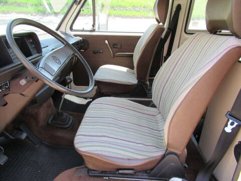 1982 Volkswagen Vanagon Camper