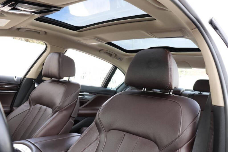 2016 BMW 7 Series 740i