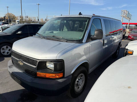 2017 Chevrolet Express LS 3500