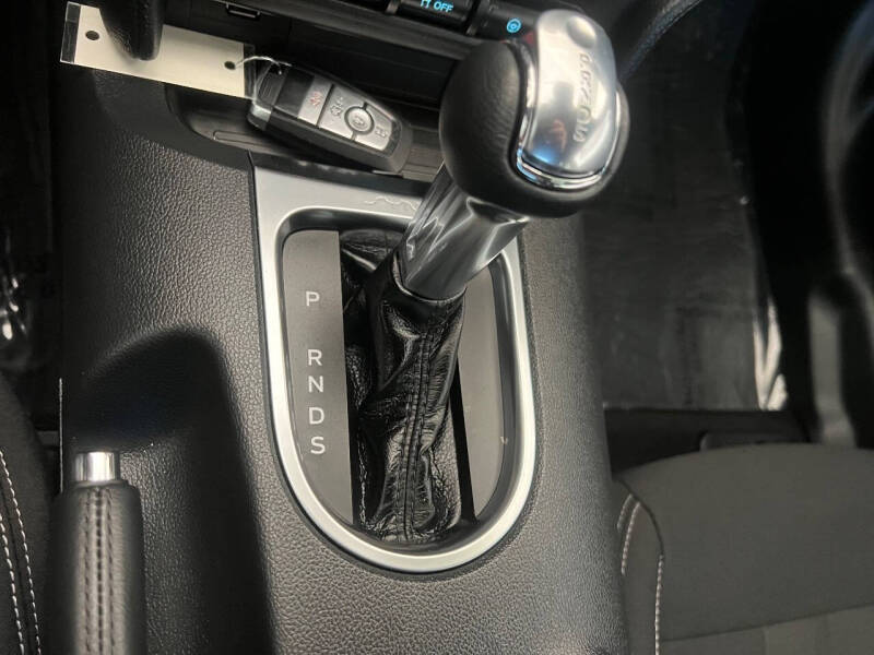 2022 Ford Mustang EcoBoost