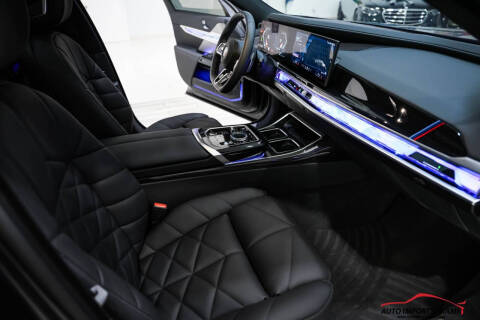 2025 BMW 7 Series 740i