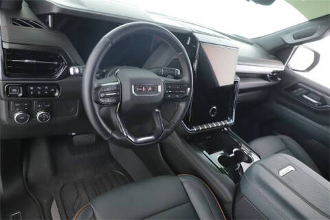 2025 GMC Yukon XL AT4