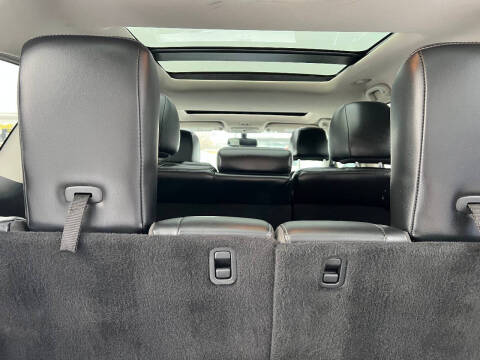 2017 Nissan Pathfinder Platinum