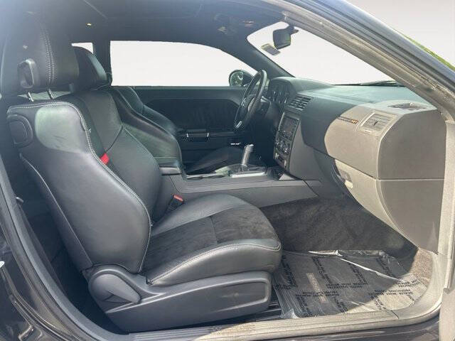 2011 Dodge Challenger SRT8 392