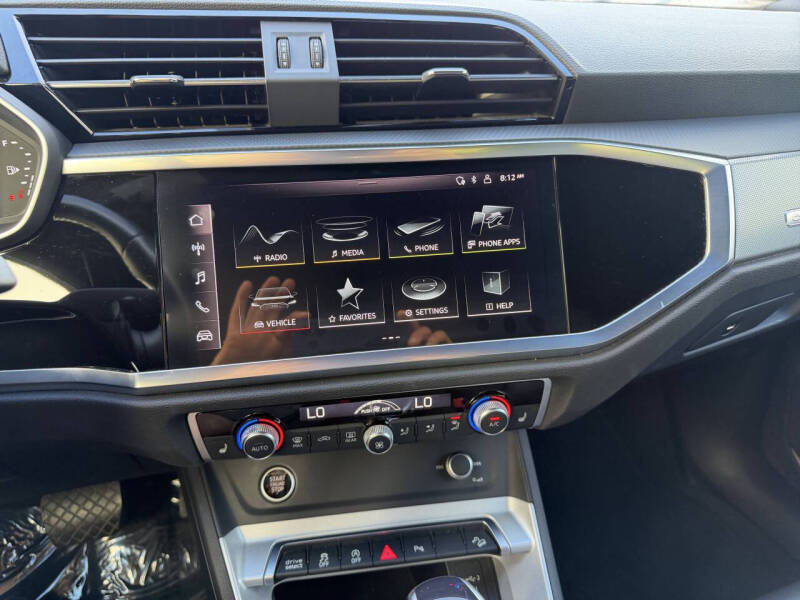 2023 Audi Q3 quattro S line Premium 45 TFSI