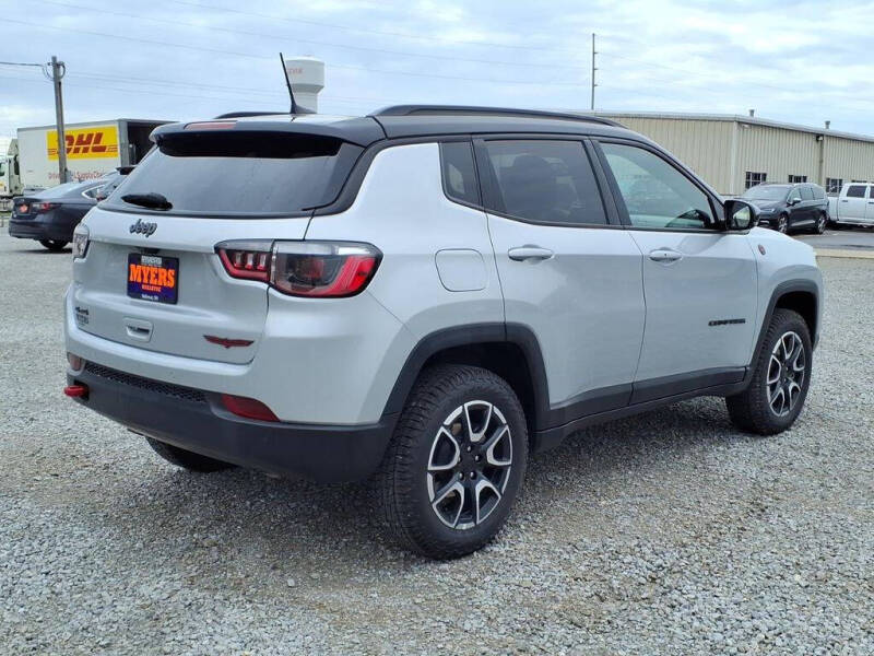 2024 Jeep Compass Trailhawk