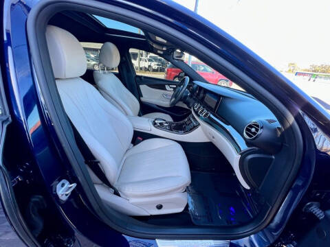 2019 Mercedes-Benz E-Class E 300