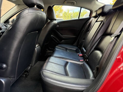 2017 Mazda MAZDA3 Touring