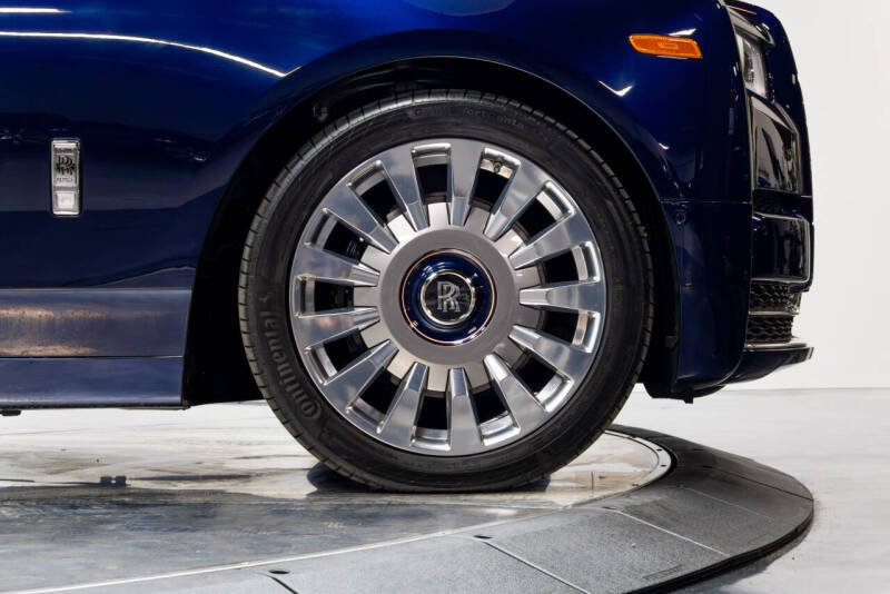 2021 Rolls-Royce Phantom