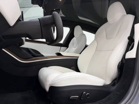 2023 Tesla Model S Standard Range