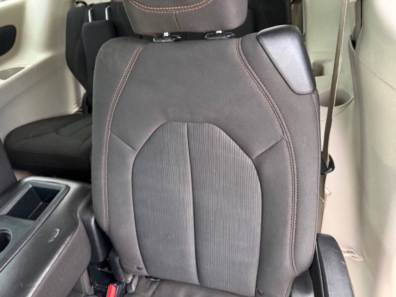 2017 Chrysler Pacifica Touring