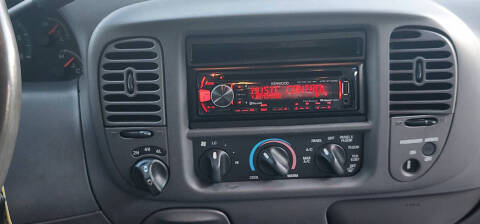 2003 Ford F-150 Lariat