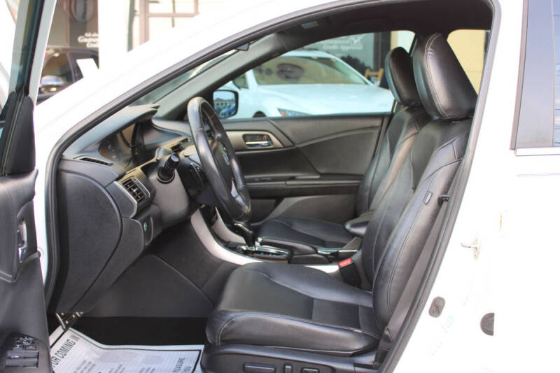 2017 Honda Accord Sport w/Honda Sensing