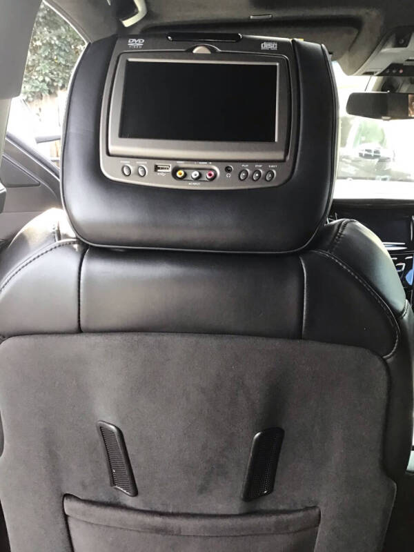 2018 Cadillac Escalade Platinum