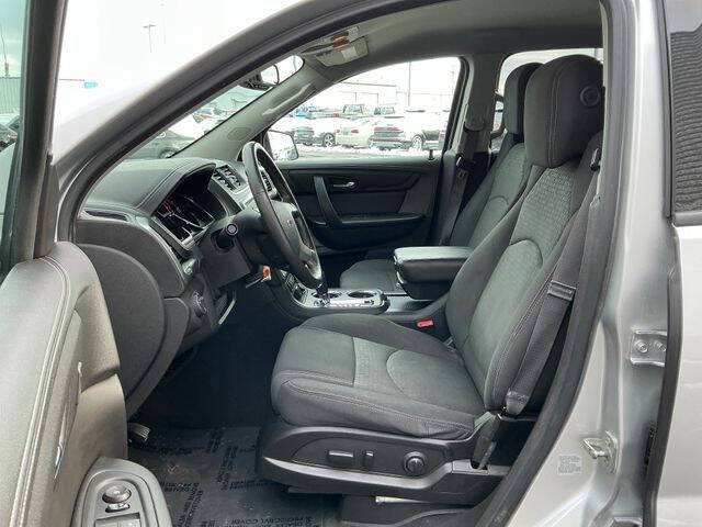 2015 GMC Acadia SLE-2