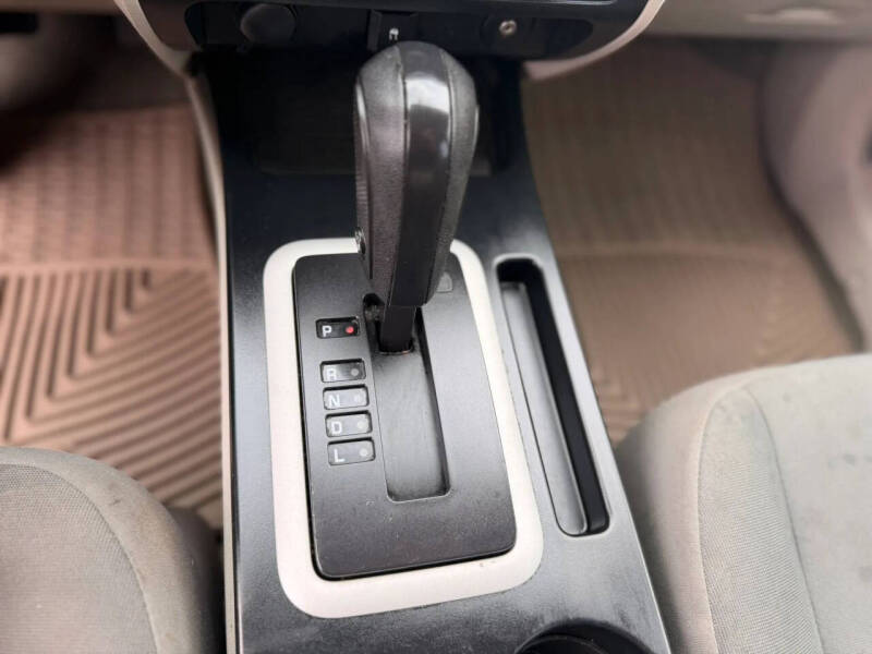 2010 Ford Escape XLS