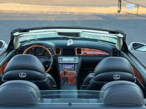 2002 Lexus SC 430