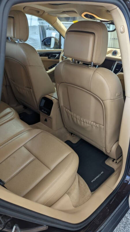 2015 Porsche Macan S