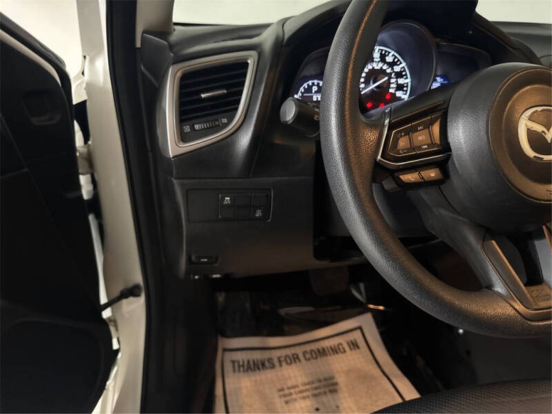 2018 Mazda MAZDA3 Sport