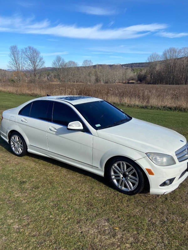 2009 Mercedes-Benz C-Class C300 Luxury's photo