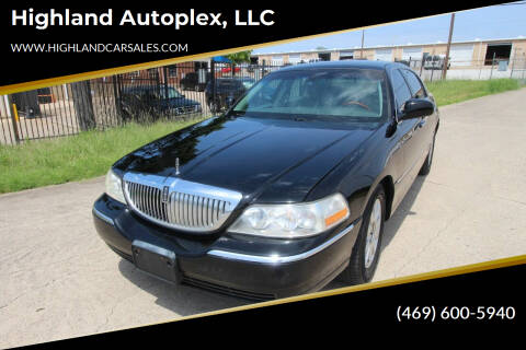 2009 Lincoln Town Car for sale at Highland Autoplex, LLC in Dallas TX