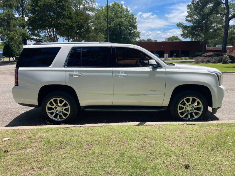2017 GMC Yukon Denali