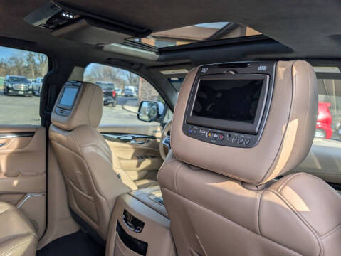 2019 Cadillac Escalade ESV Platinum