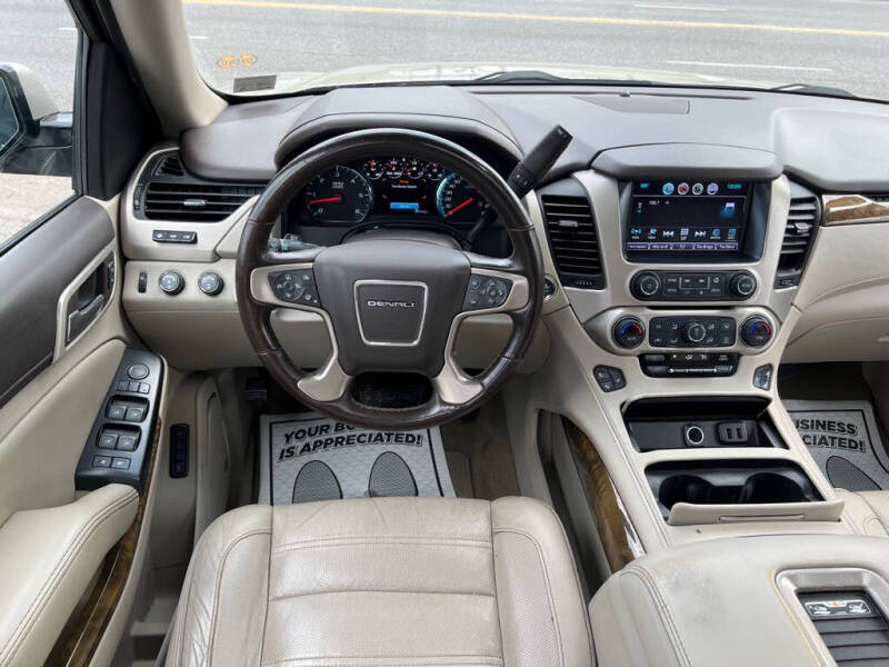 2017 GMC Yukon Denali
